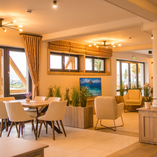 Astoria Horse Center Pension